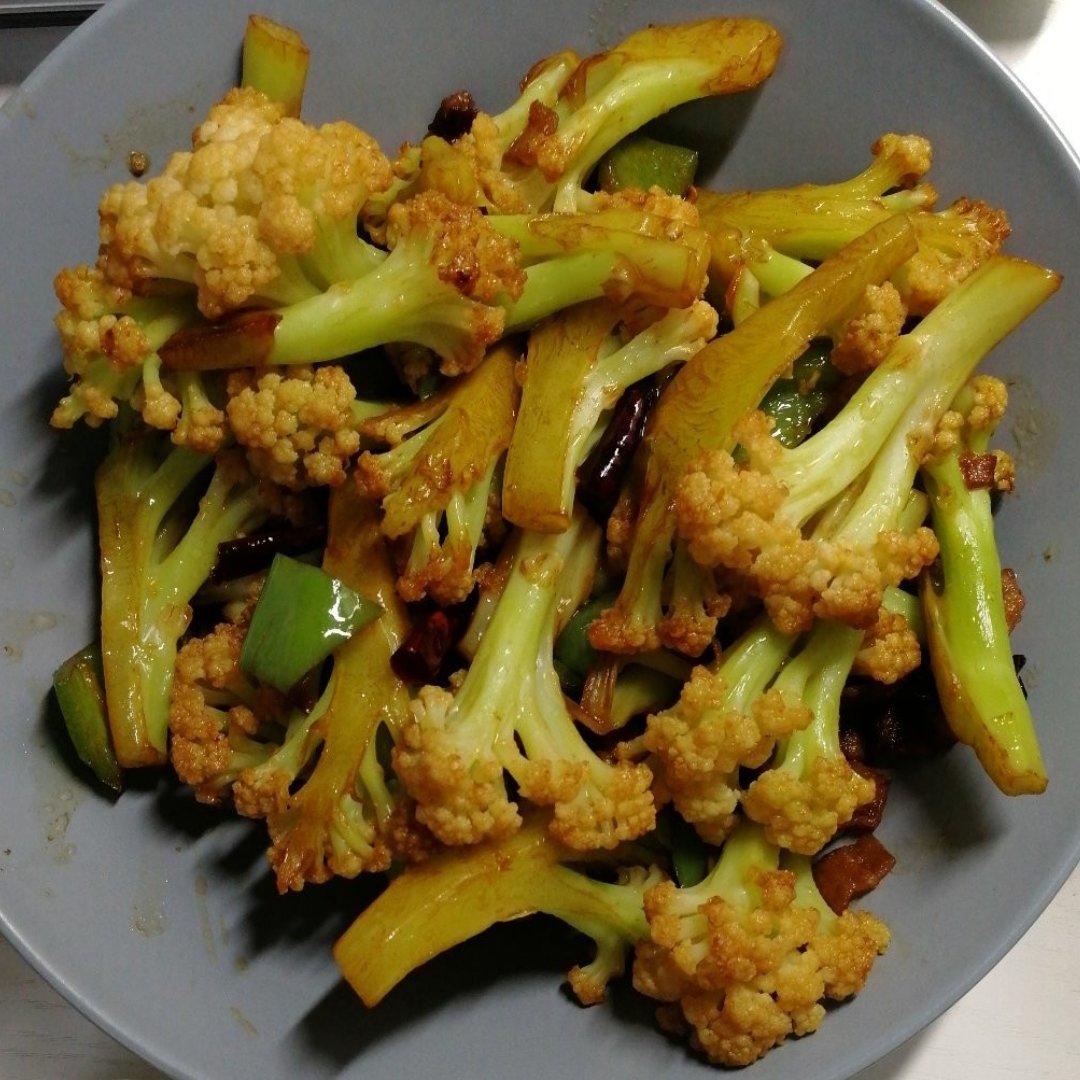 老丁的私房菜-干锅花菜