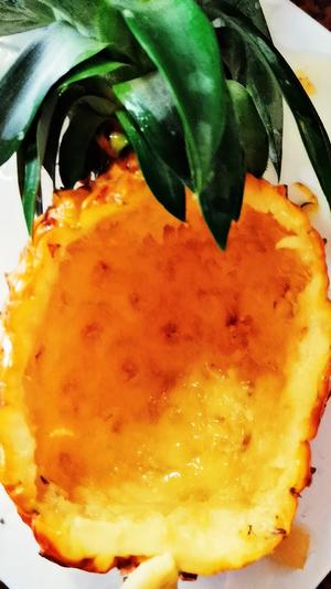 🌸海鲜菠萝炒饭～😊菠萝饭😬家庭版的做法 步骤5