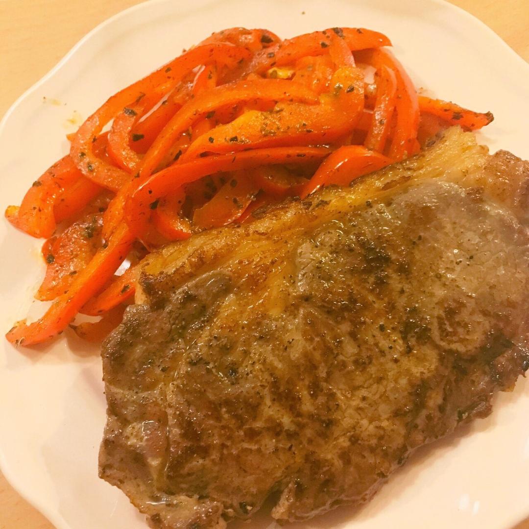 好吃到哭的煎牛排