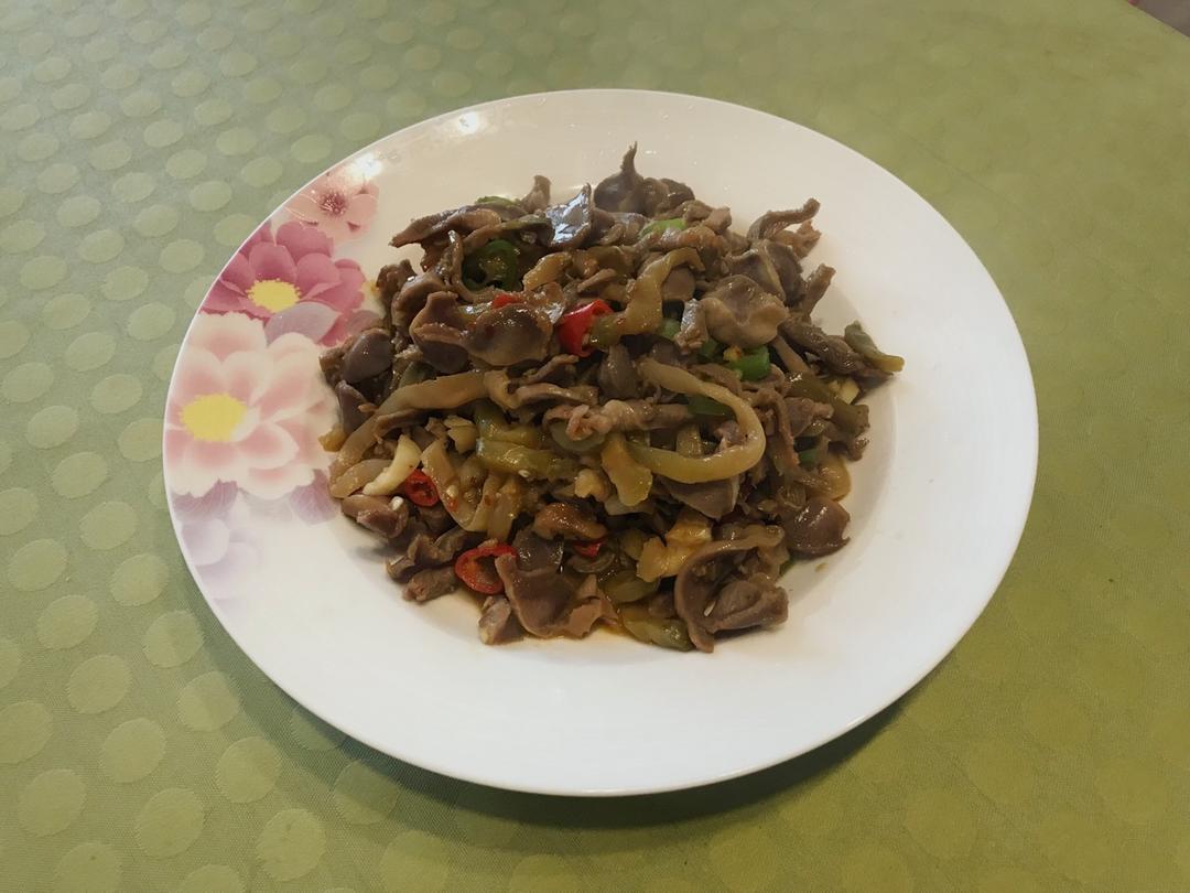 楚楚动人挠痒痒做的脆辣鸡胗