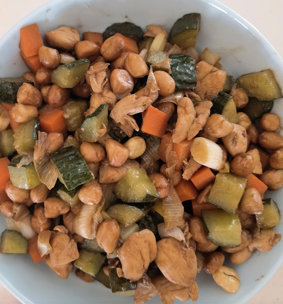 今日菜谱：宫保鸡丁