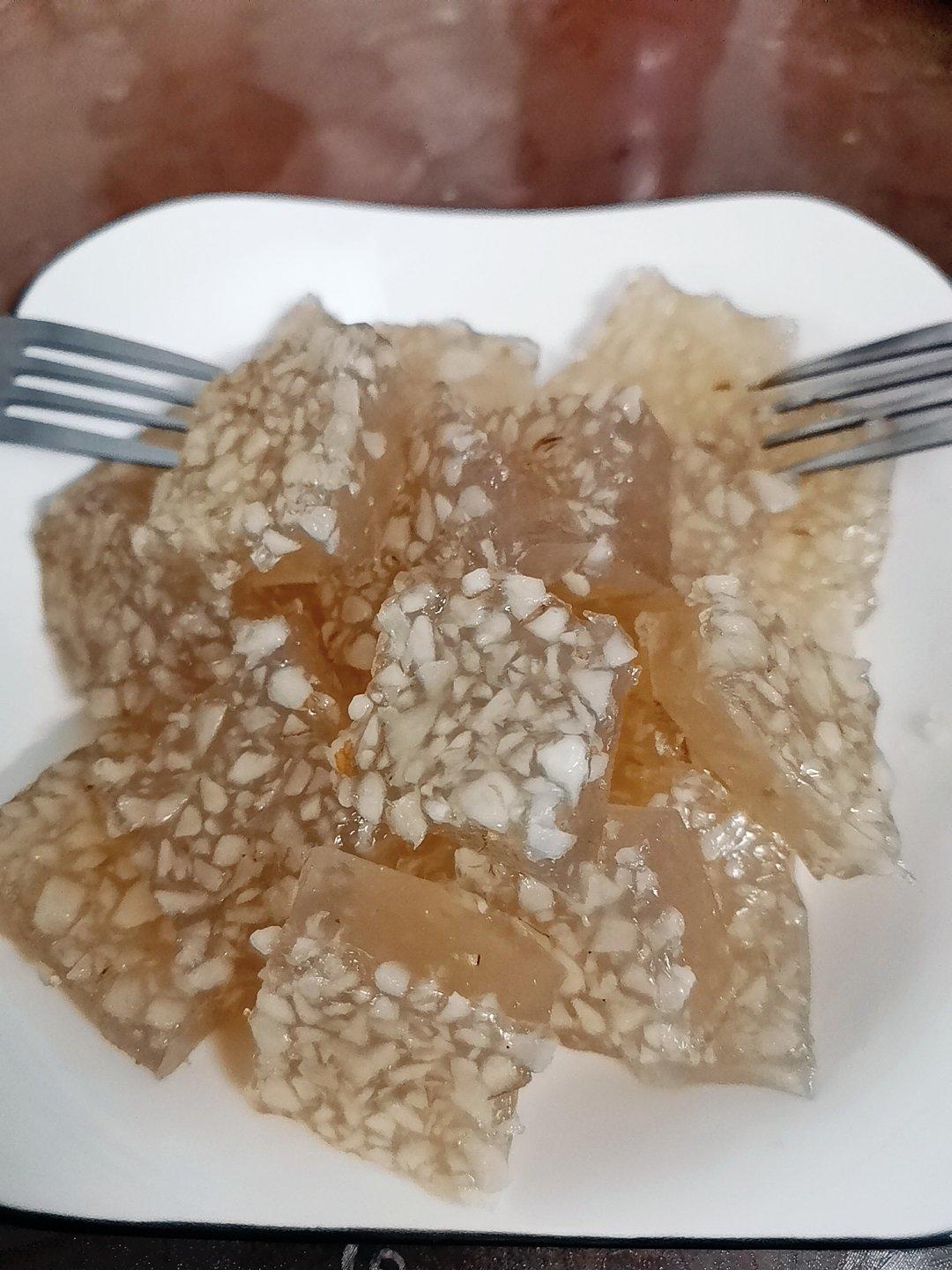 晶莹剔透吃不停口的爽口马蹄糕