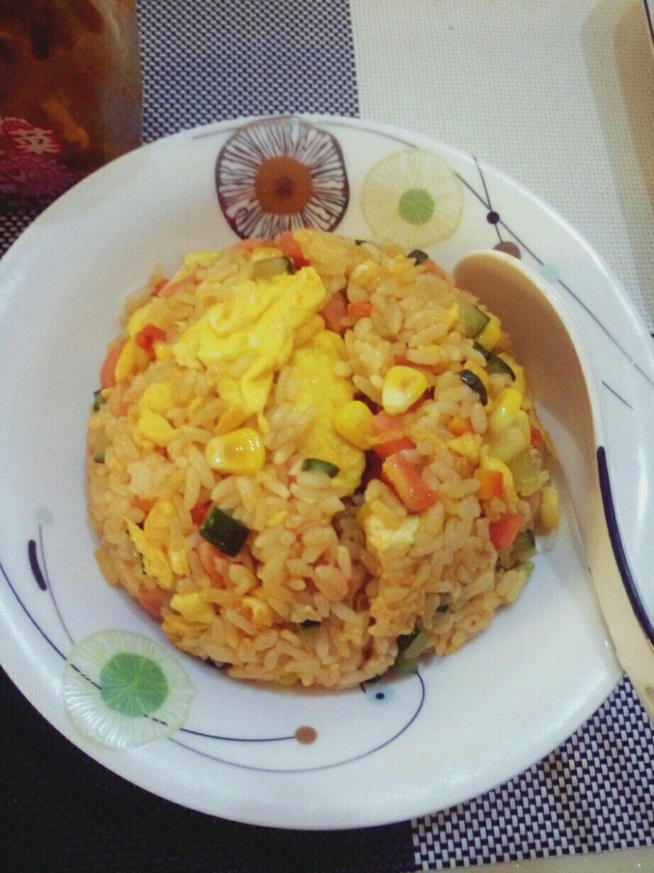 家常蛋炒饭
