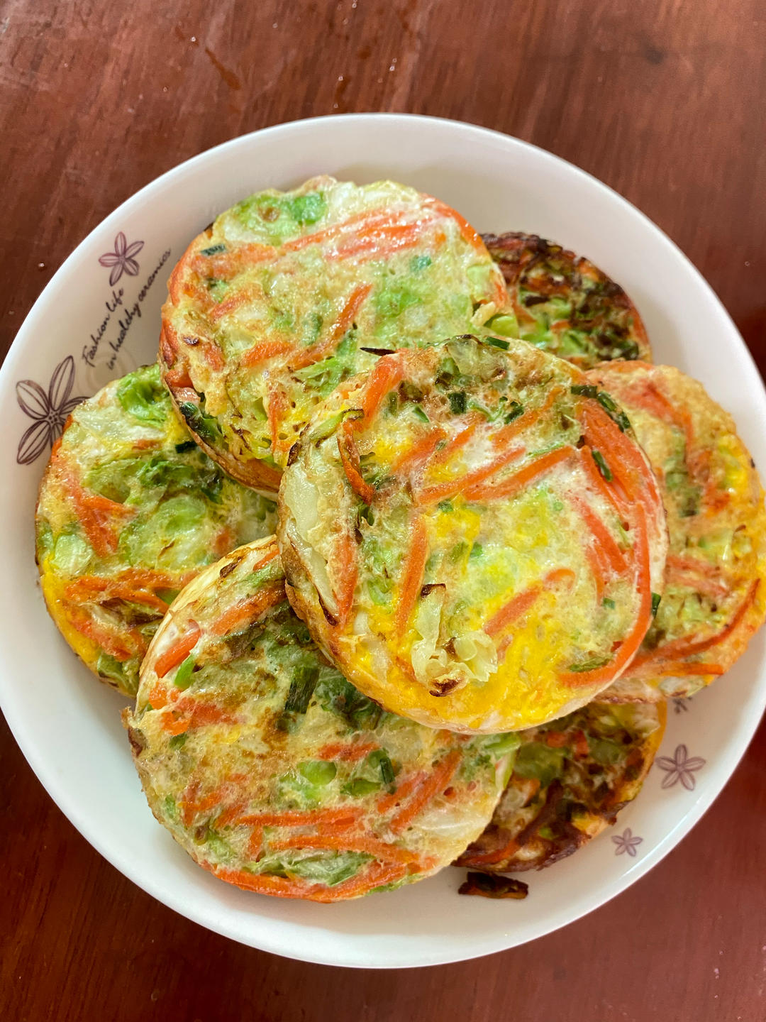 蔬菜鸡蛋汉堡
