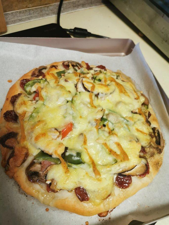 简单又好吃的8寸芝心披萨（含松软饼皮做法）