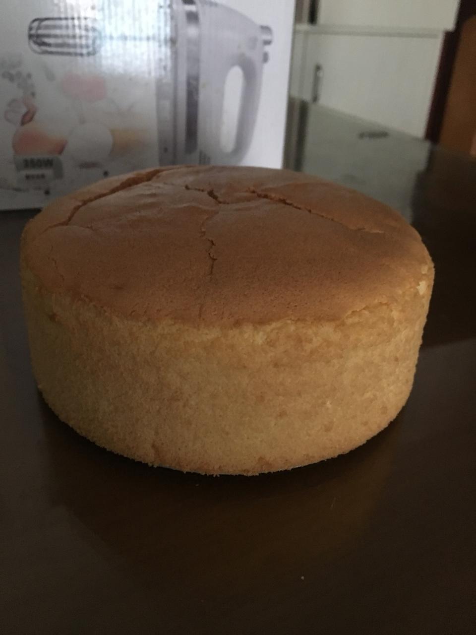 六寸戚风蛋糕