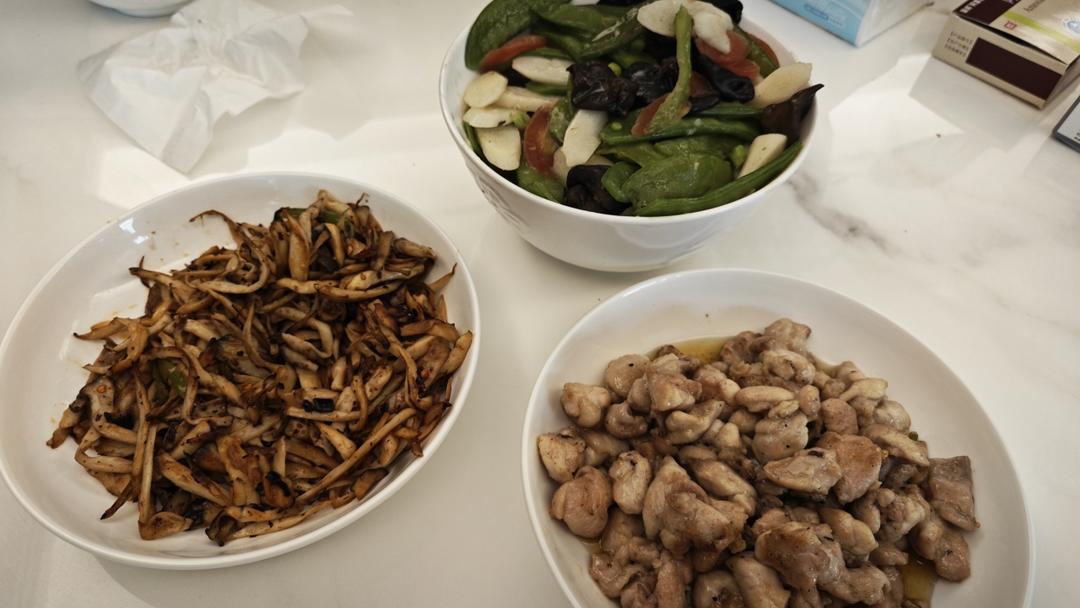 青椒炒鸡腿肉（大厨级别）