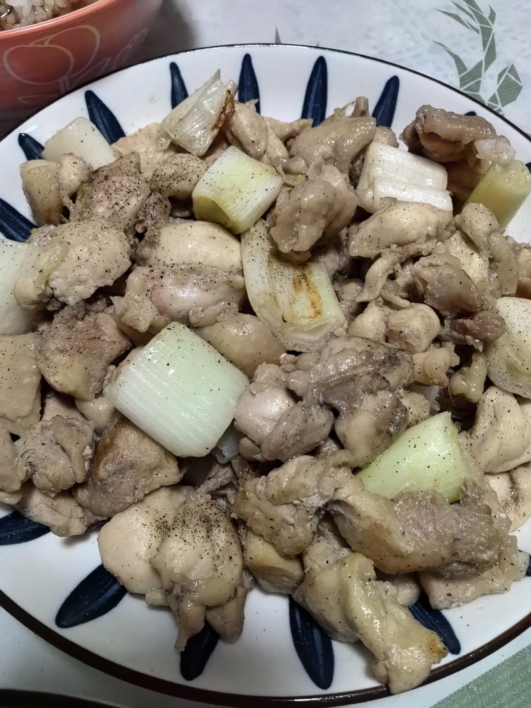 平底锅版日式烧鸟—盐烤京葱鸡胸（ref.轻食堂猪侨）