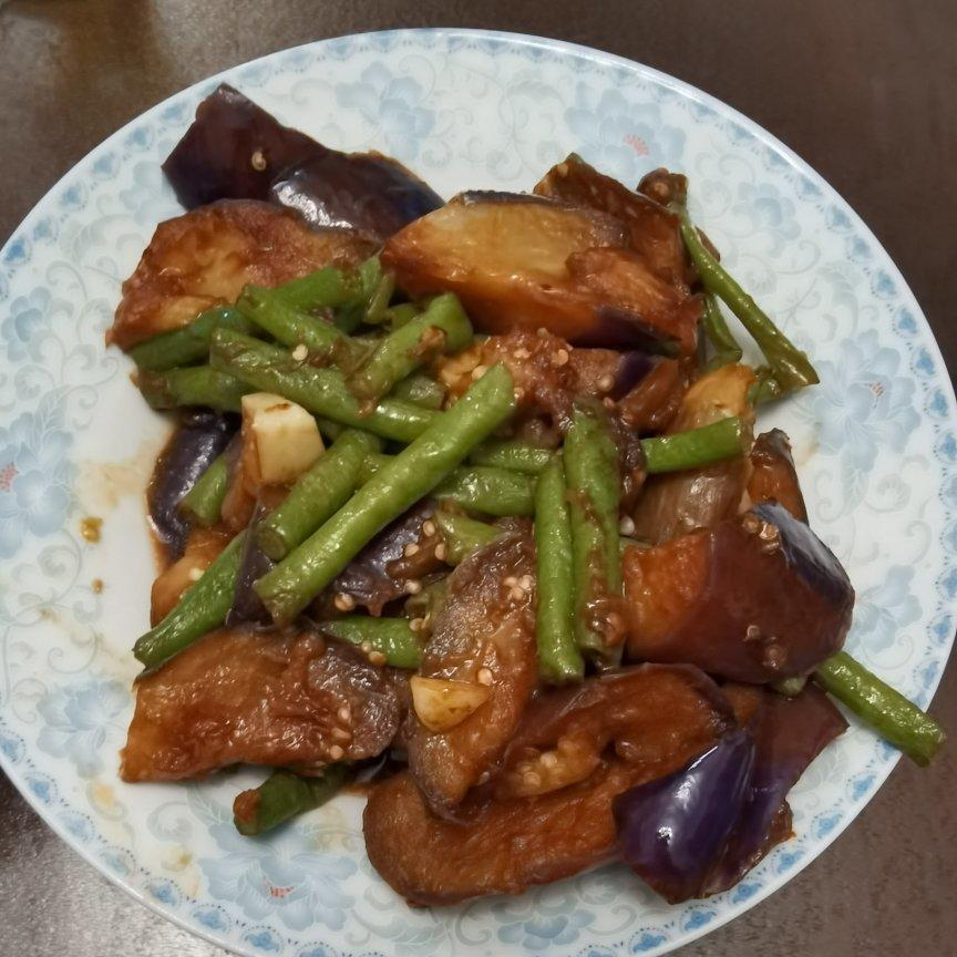 茄子炒豆角(少油版)超级下饭！