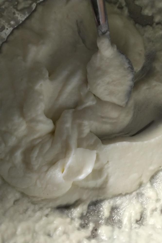 挽救冷冻后成豆腐渣样的淡奶油方法