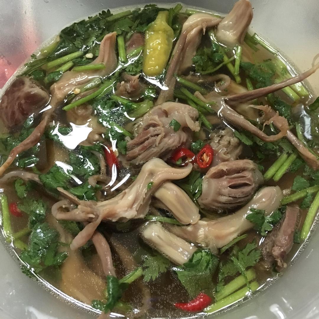 糟卤鸭舌
