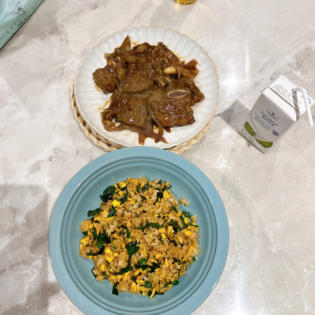 韭菜虾仁鸡蛋炒饭