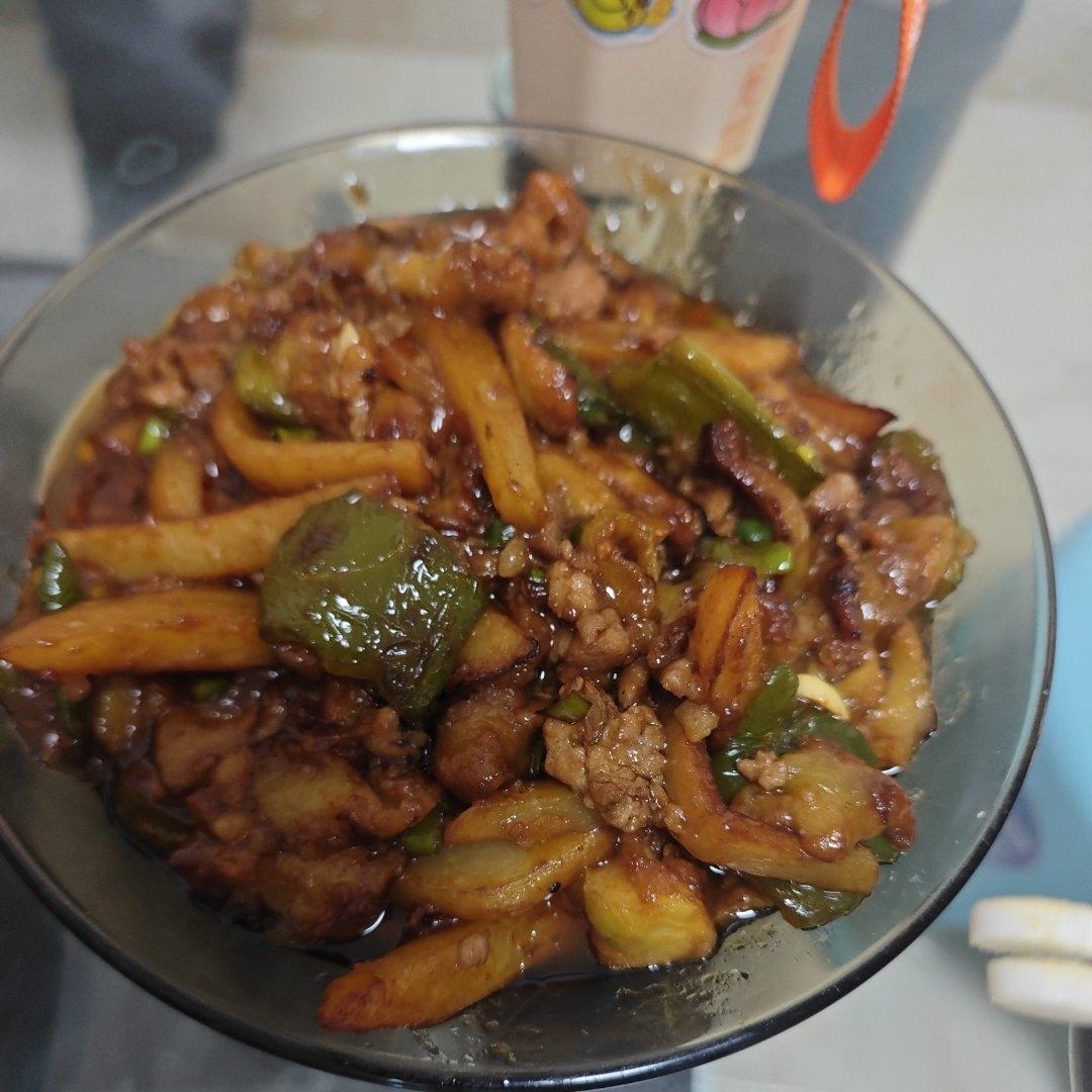 地三鲜（茄子，土豆，青椒）
