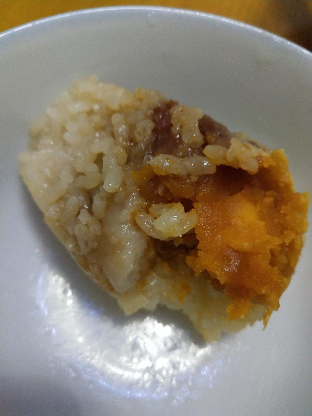 蛋黄肉粽