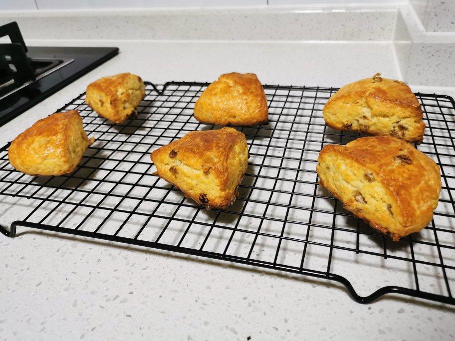 完胜星巴克的超美味酥脆司康 super easy crunched scone