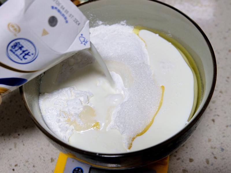 纯奶手撕吐司的做法 步骤1