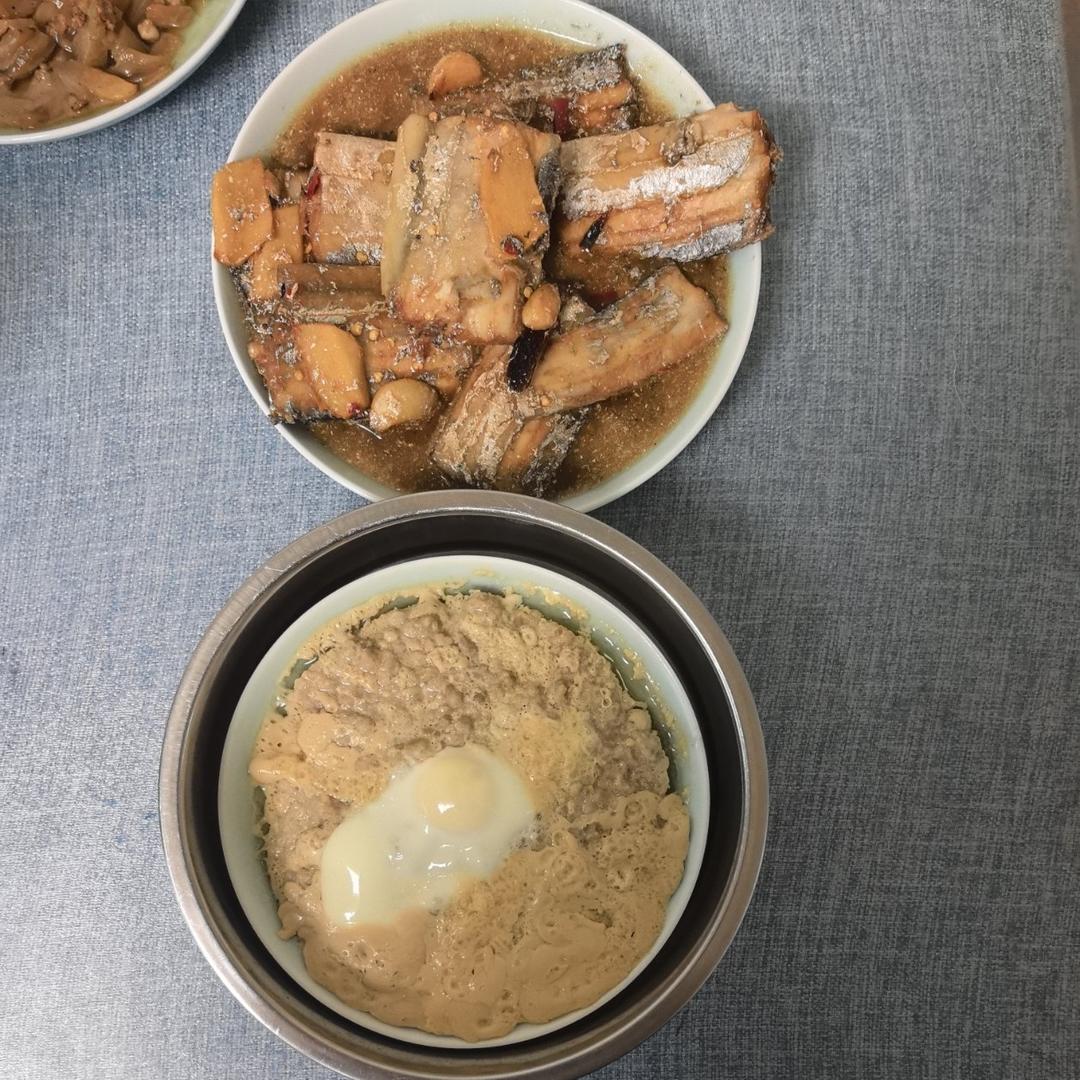 简单又好吃的肉饼蒸蛋
