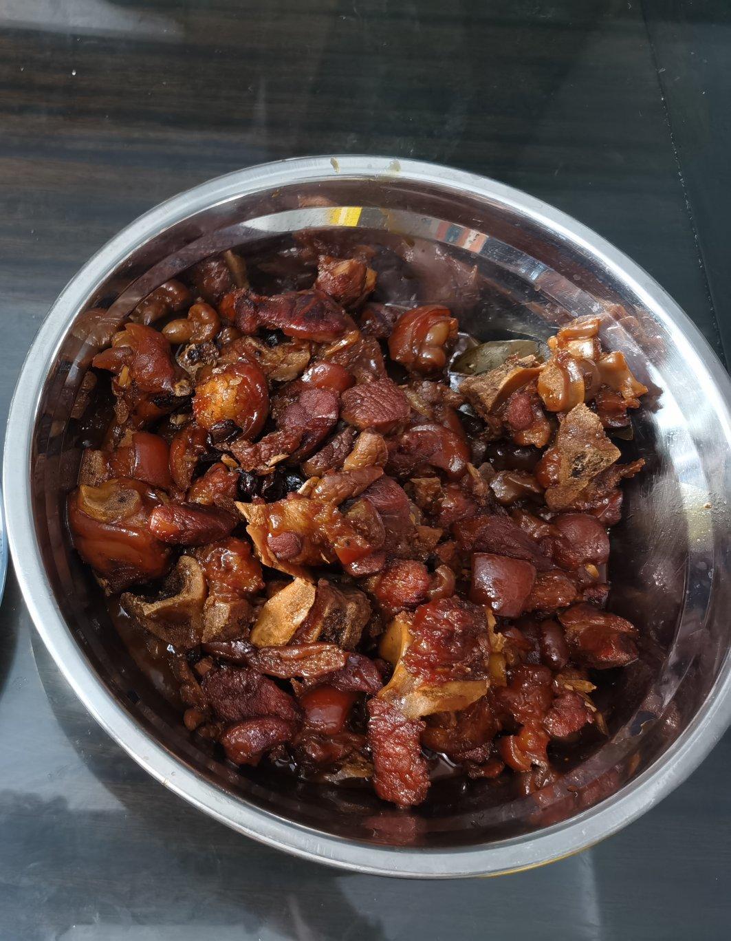 极简版红烧猪蹄（电饭煲）