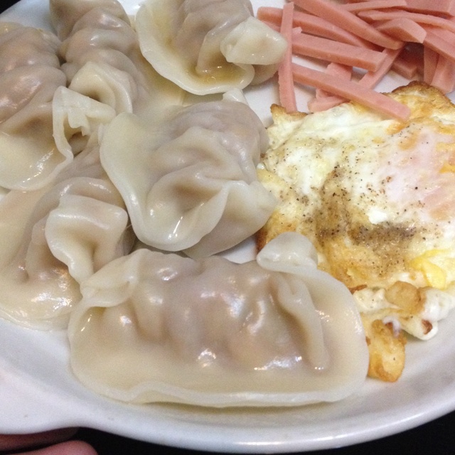 玉米猪肉饺子