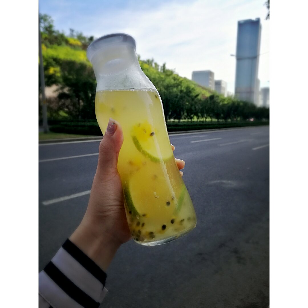 青柠/青桔百香果气泡水/夏日必备