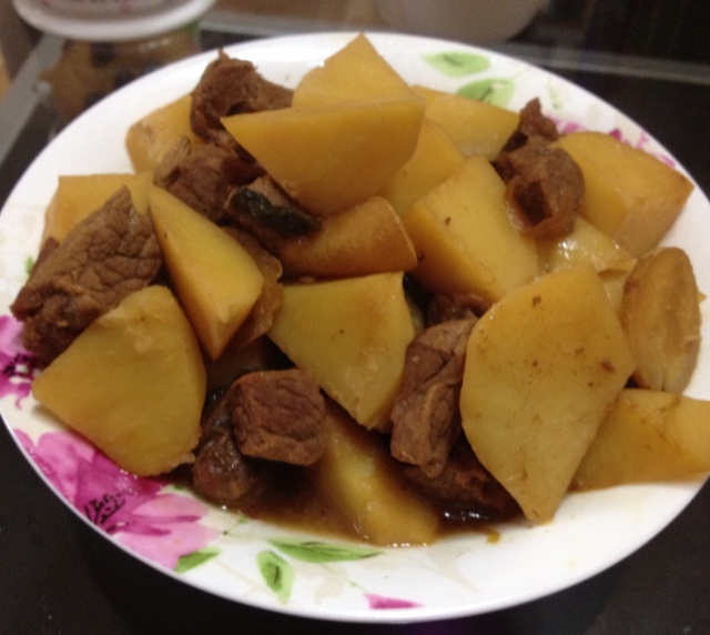 土豆炖牛肉