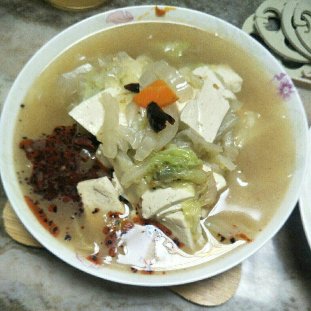 冬季家常菜：白菜炖豆腐