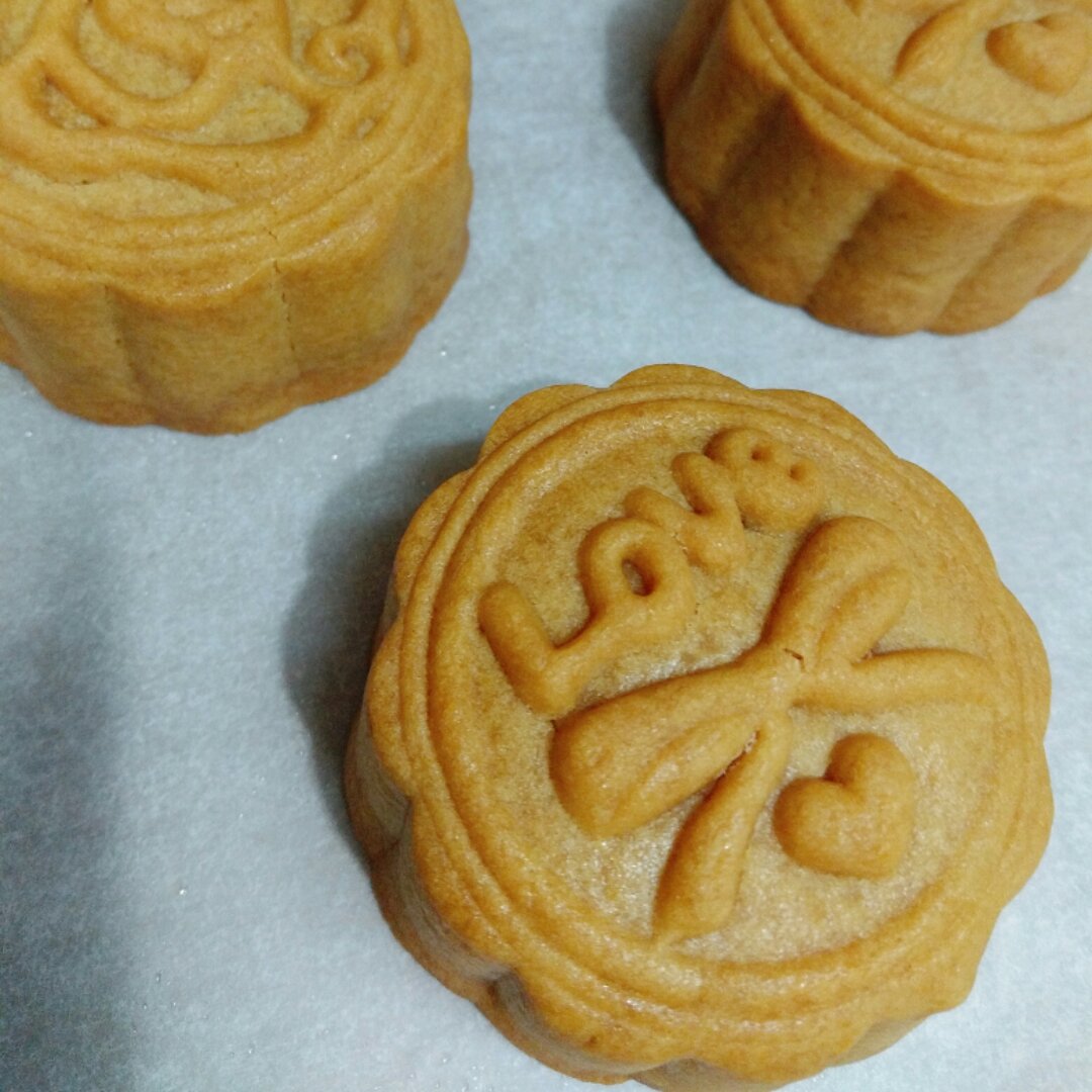 广式月饼——蛋黄莲蓉月饼