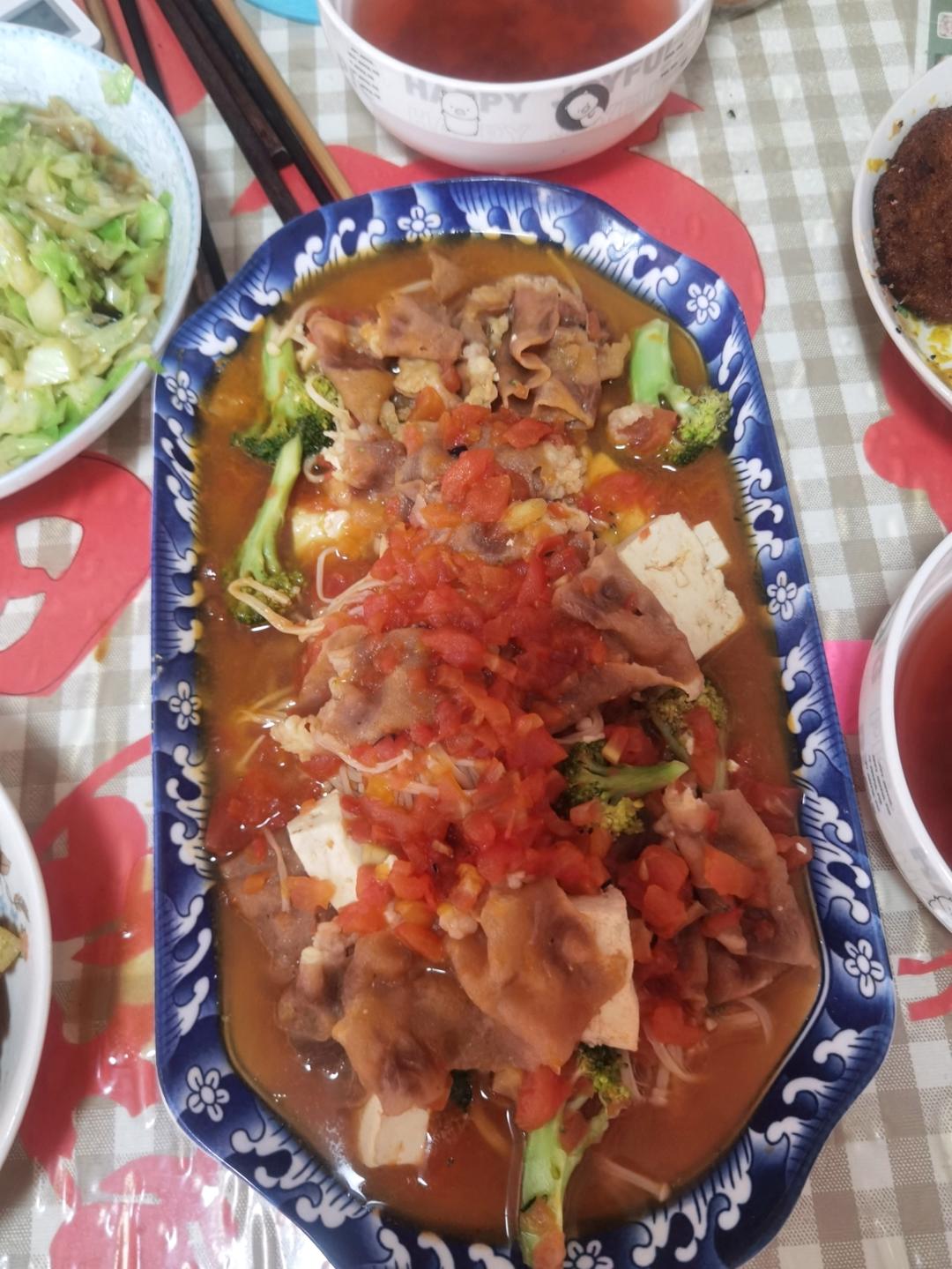 番茄金针菇肥牛汤