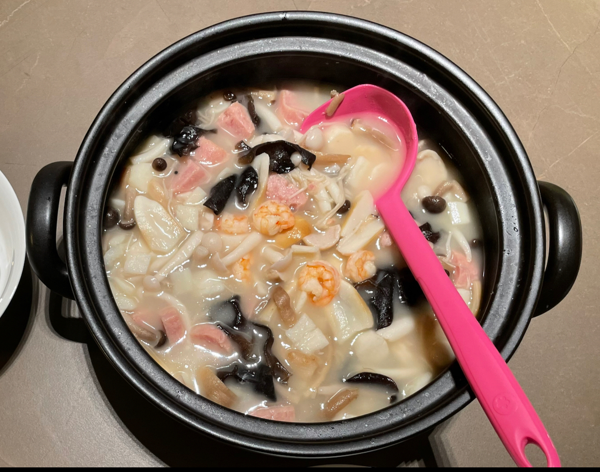 汤浓鲜美的三鲜菌菇汤，好喝不长胖，5分钟搞定