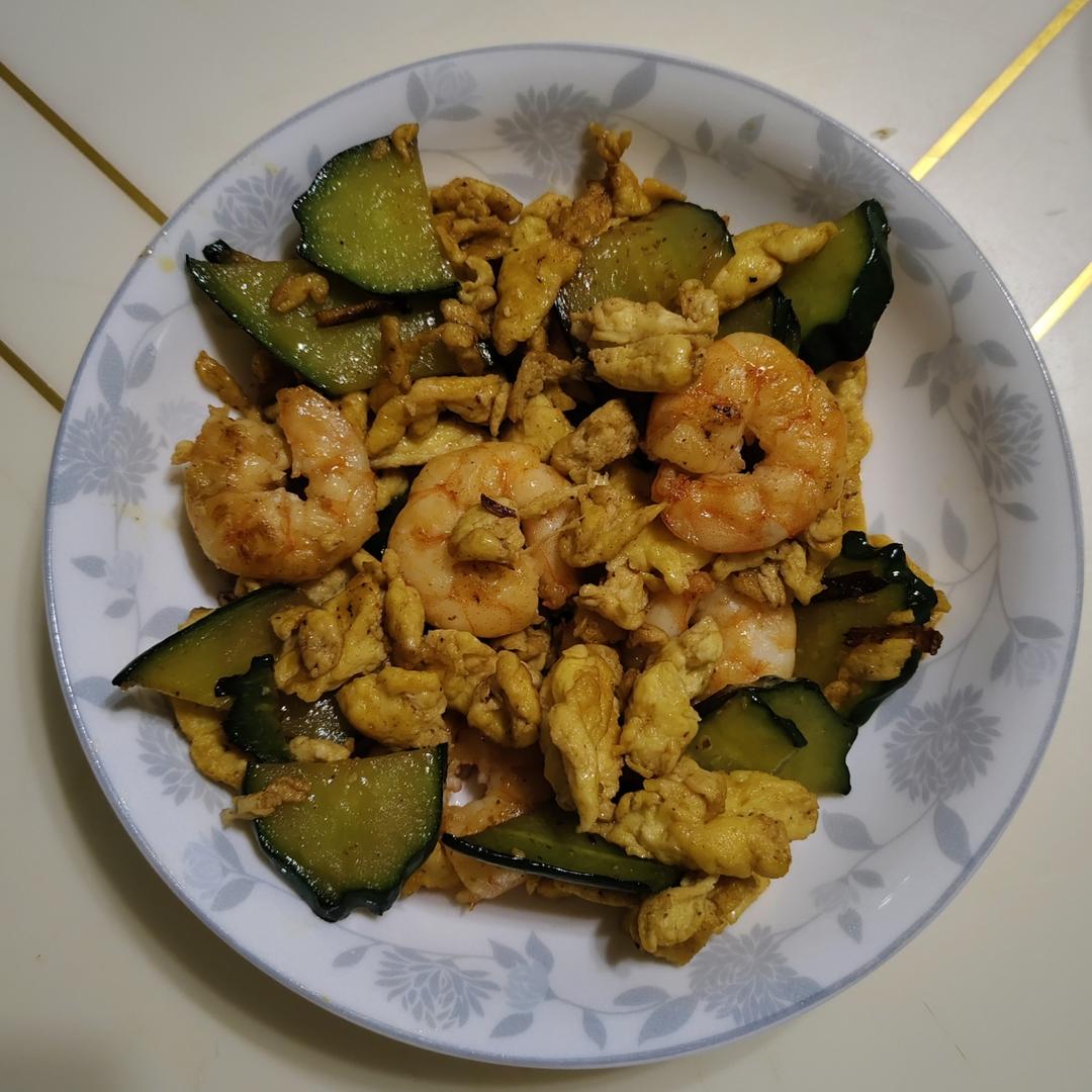 黄瓜鸡蛋炒虾仁