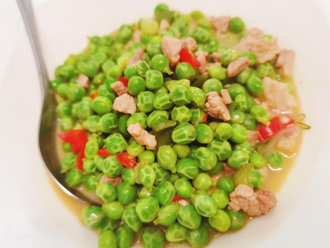 肉末豌豆粒--豌豆甜，肉末香一碗勾魂饭扫光！