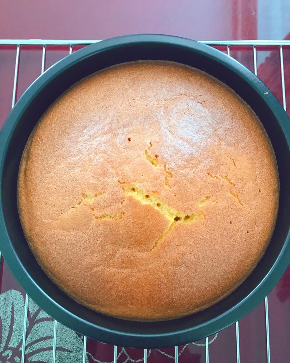 烤箱做蛋糕（戚风蛋糕的做法）