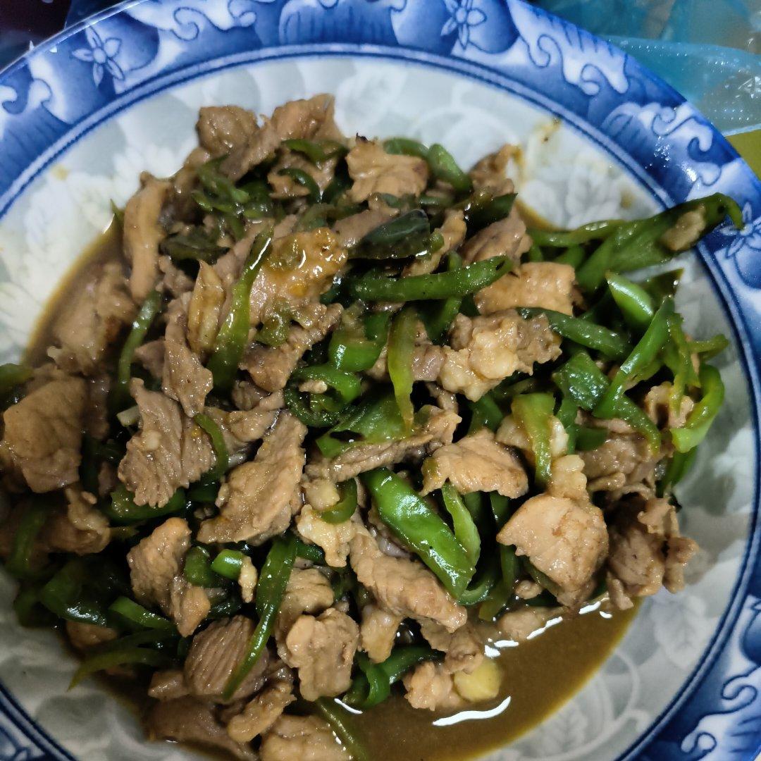 ‼️好吃到舔盘的青椒肉丝盖浇饭
