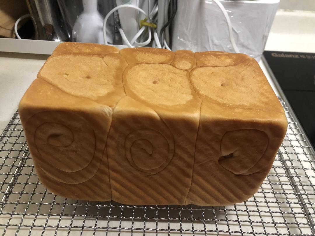纯奶手撕吐司