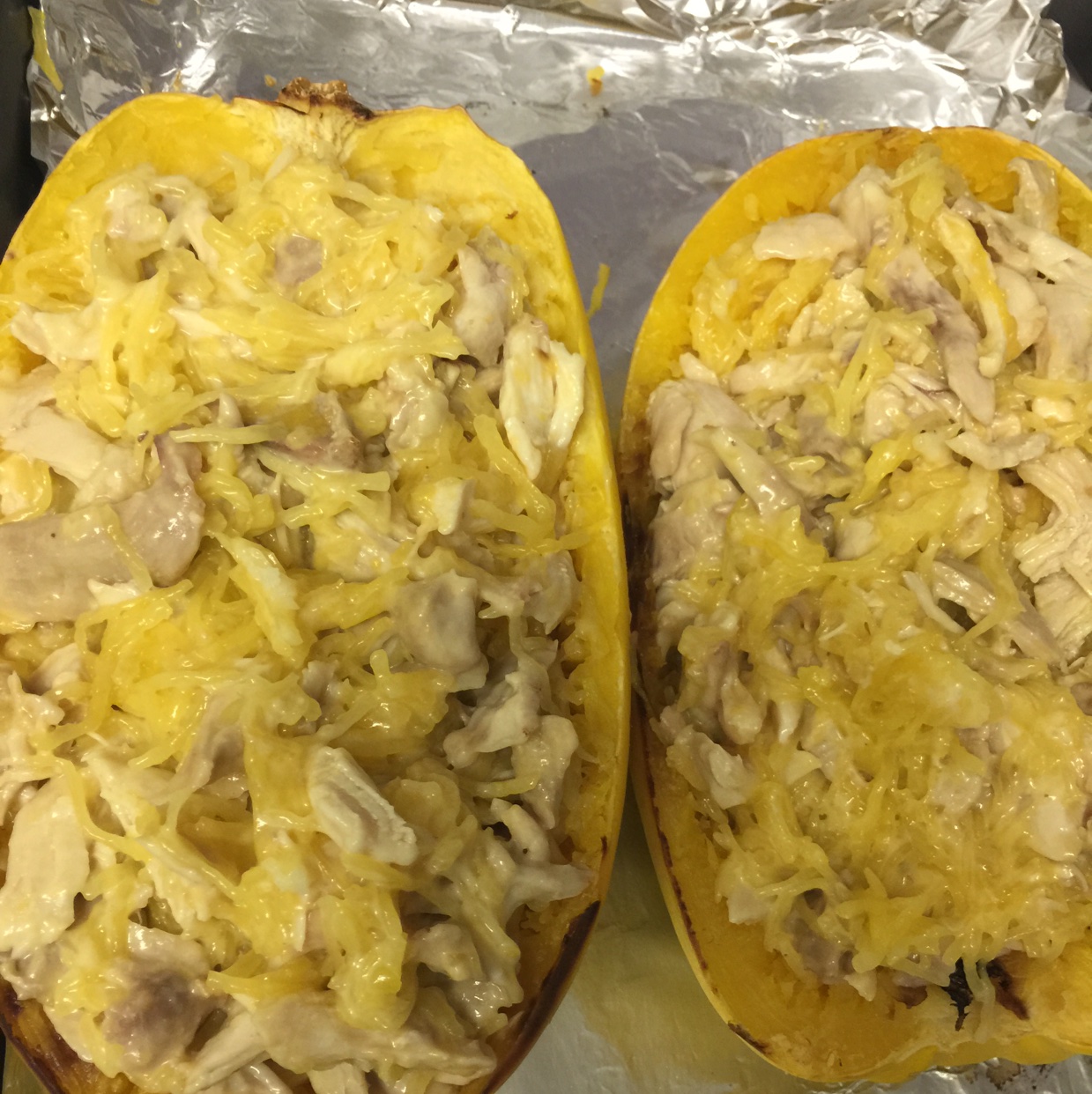 Chicken Alfredo Spaghetti Squash Boats