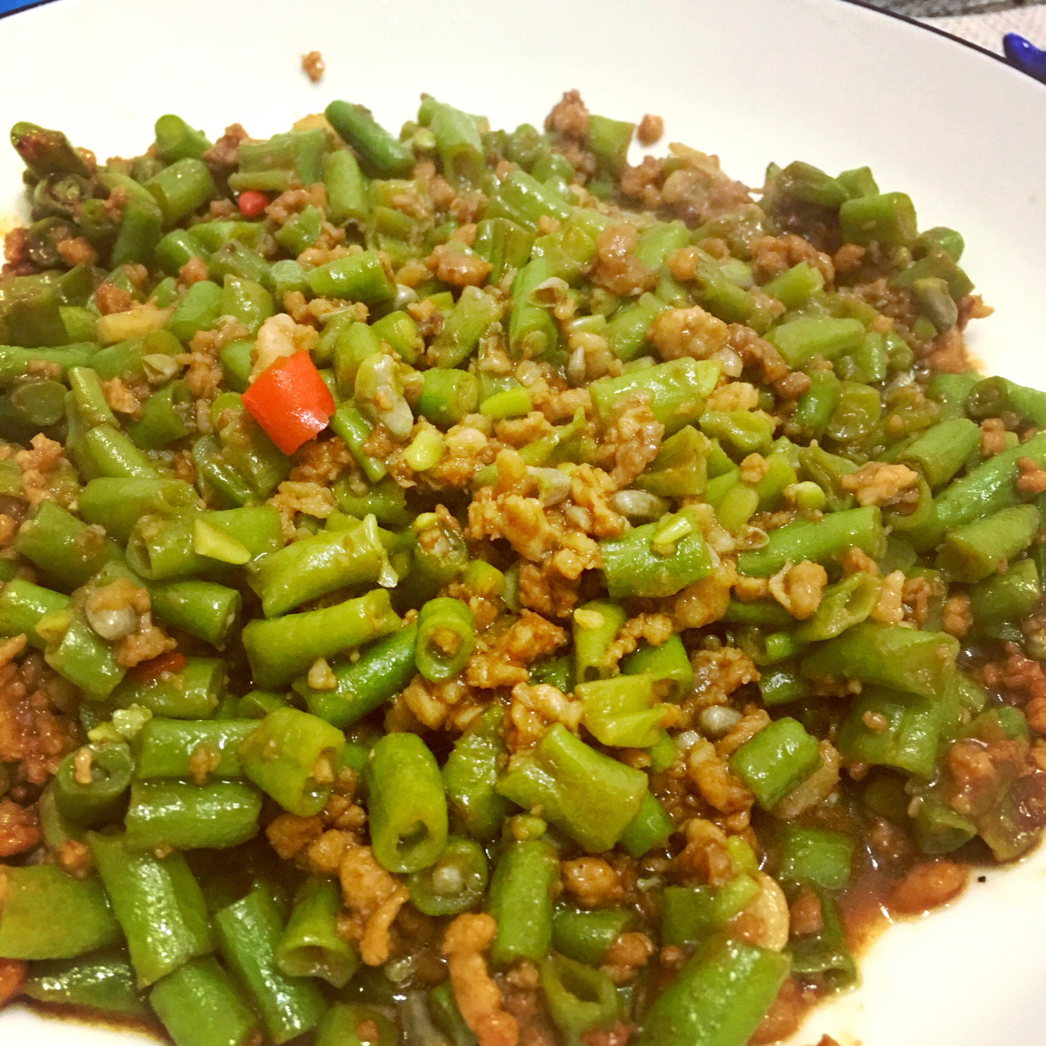 肉沫豆角下饭菜