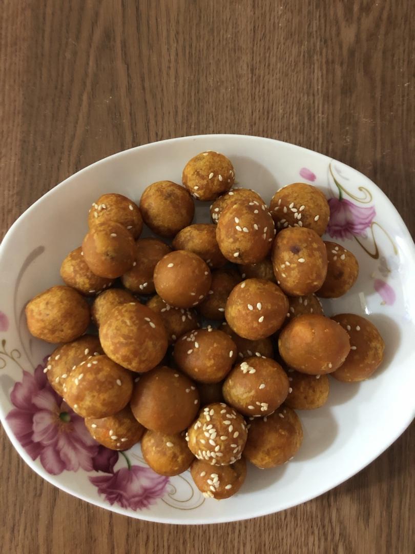 妈妈教炸的红薯丸子