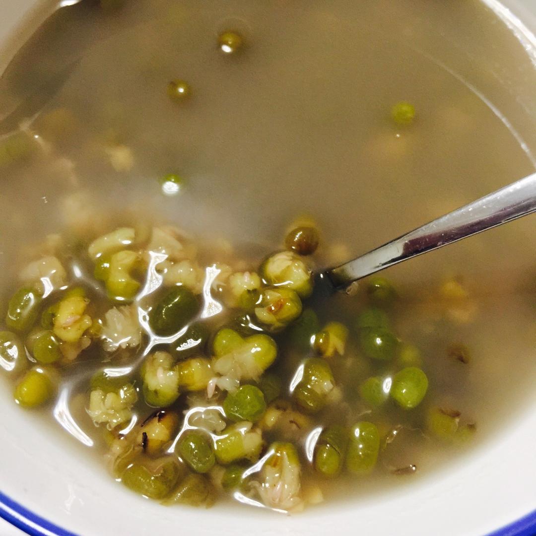 泰泰泰泰格做的绿豆汤