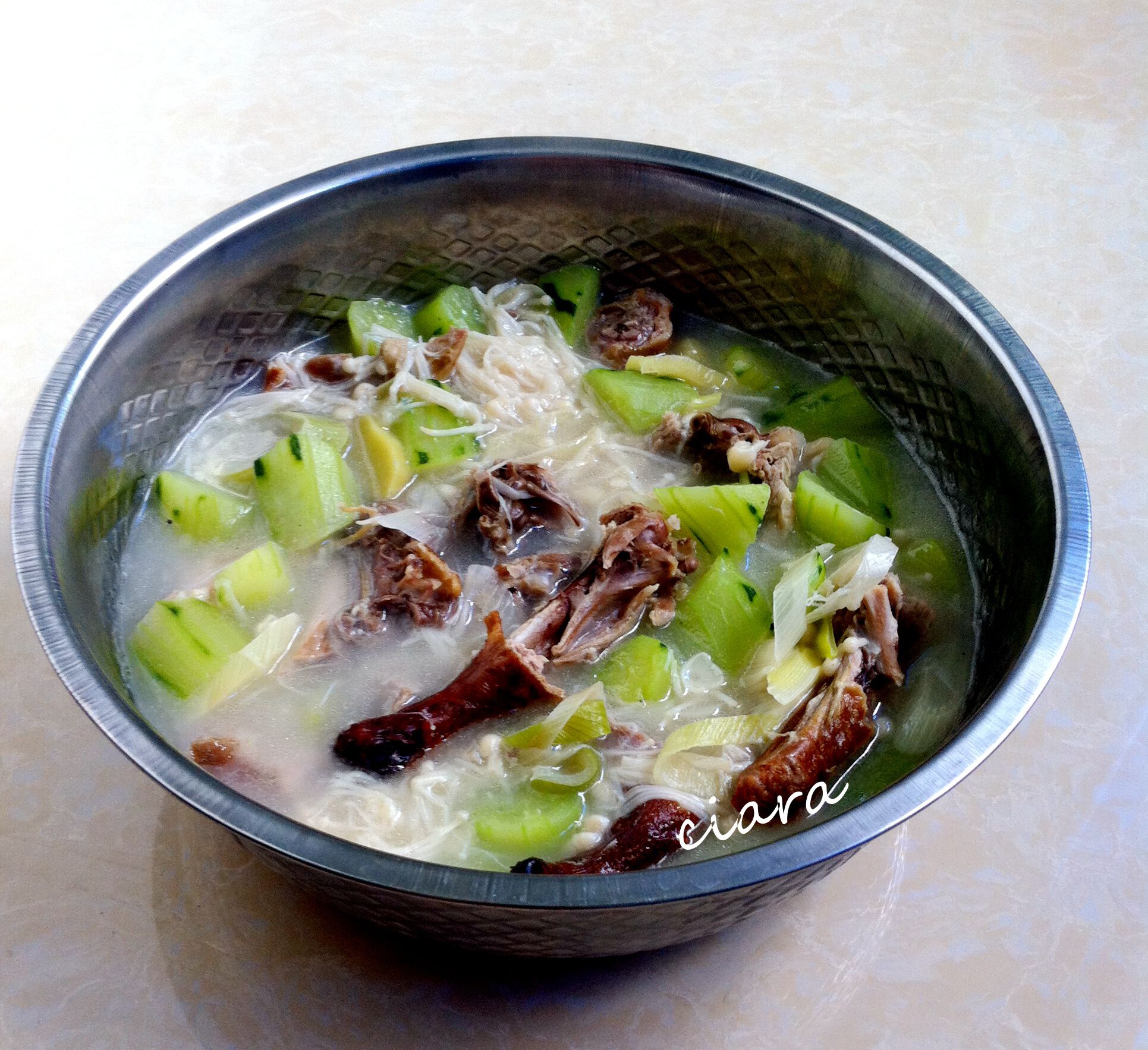 黄瓜鸭架汤