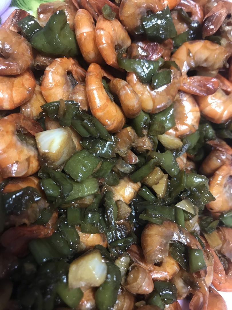 家常徽菜：青椒炒小河虾