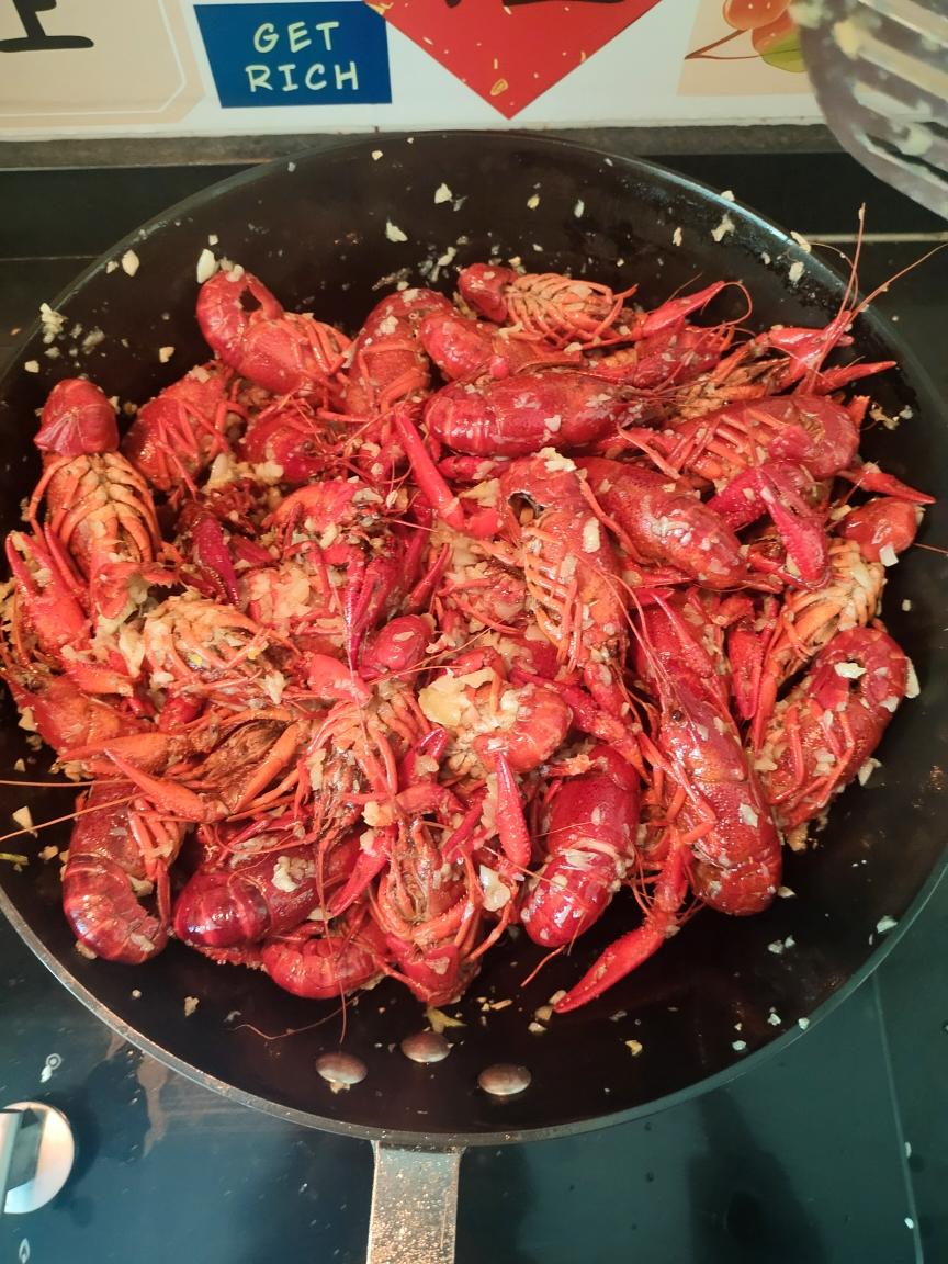 蒜蓉小龙虾（家常版比复茂好吃哦😋）