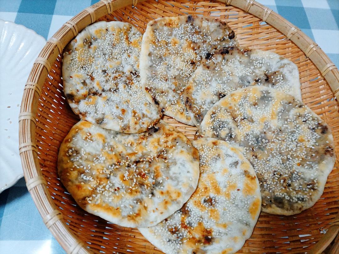 梅干菜肉饼（平底锅煎和烤箱烤两种吃法）