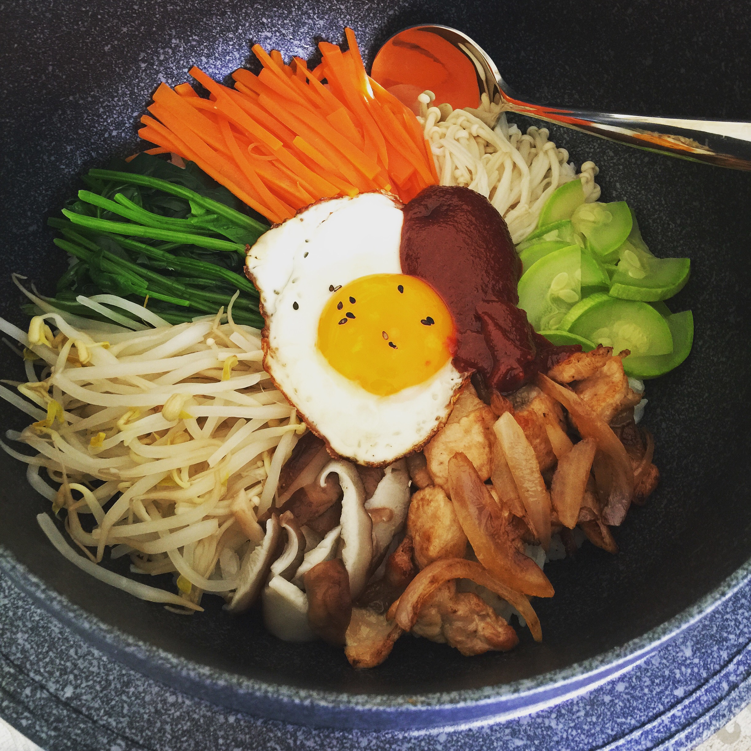 石锅拌饭