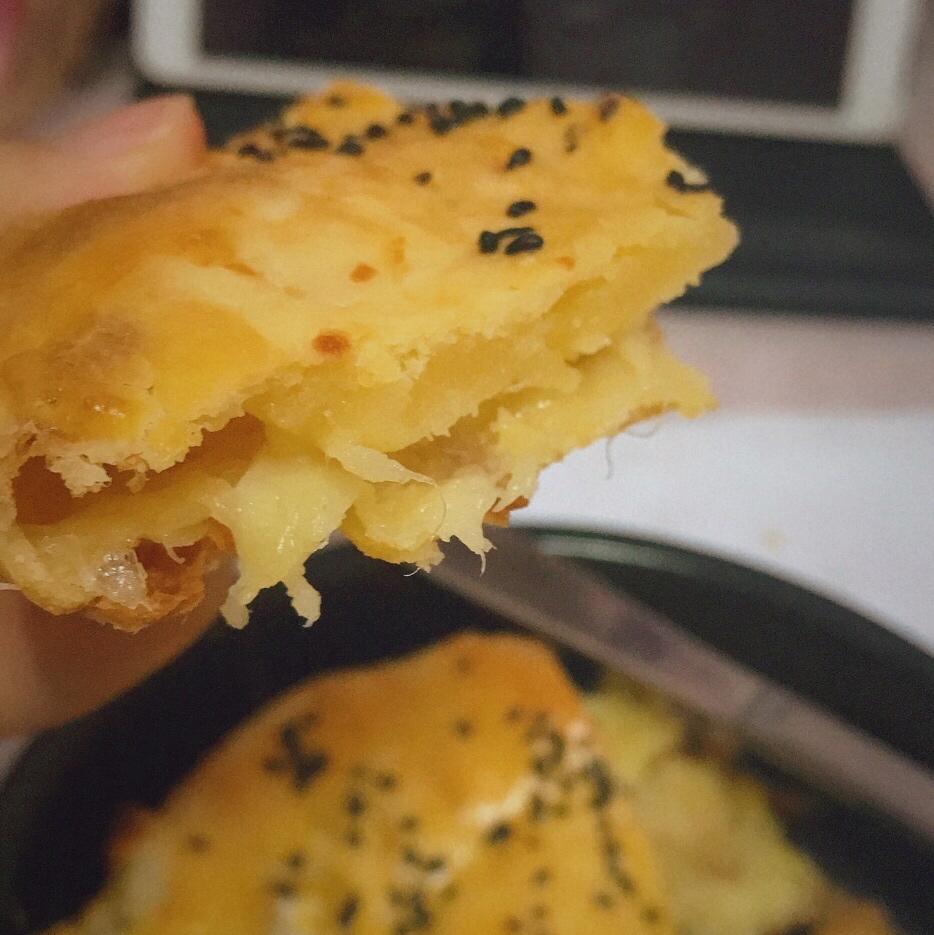 爆浆芝士榴莲饼