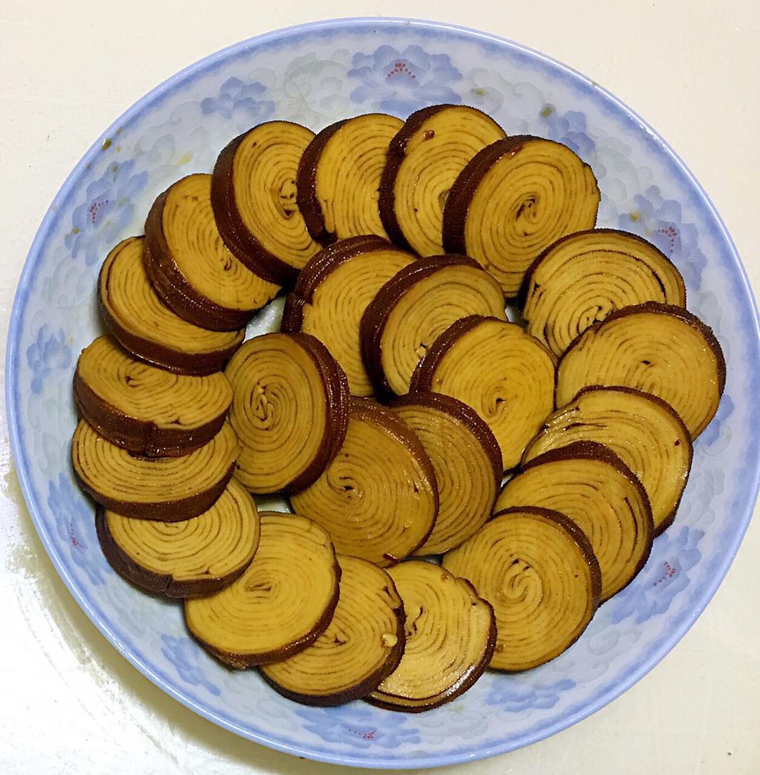 堂妈教你做香辣豆皮卷