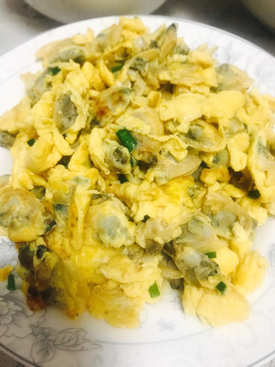 蚬子肉炒鸡蛋