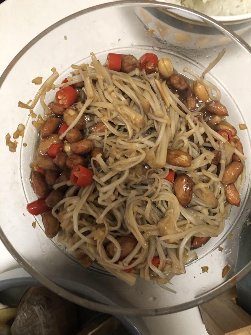 低脂低卡的凉拌金针菇
