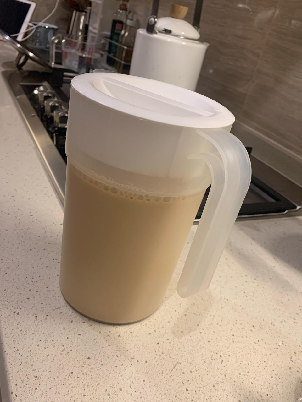 港式奶茶——一次用掉一整罐黑白淡奶