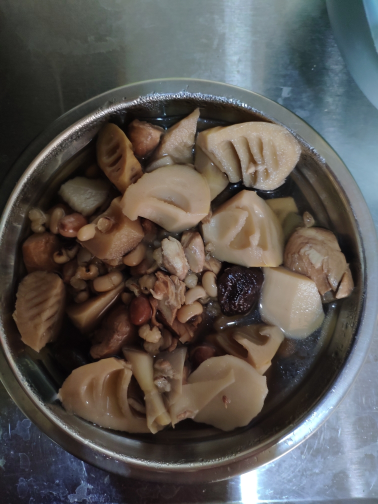 春笋香菇鸡汤焖饭的做法 步骤2