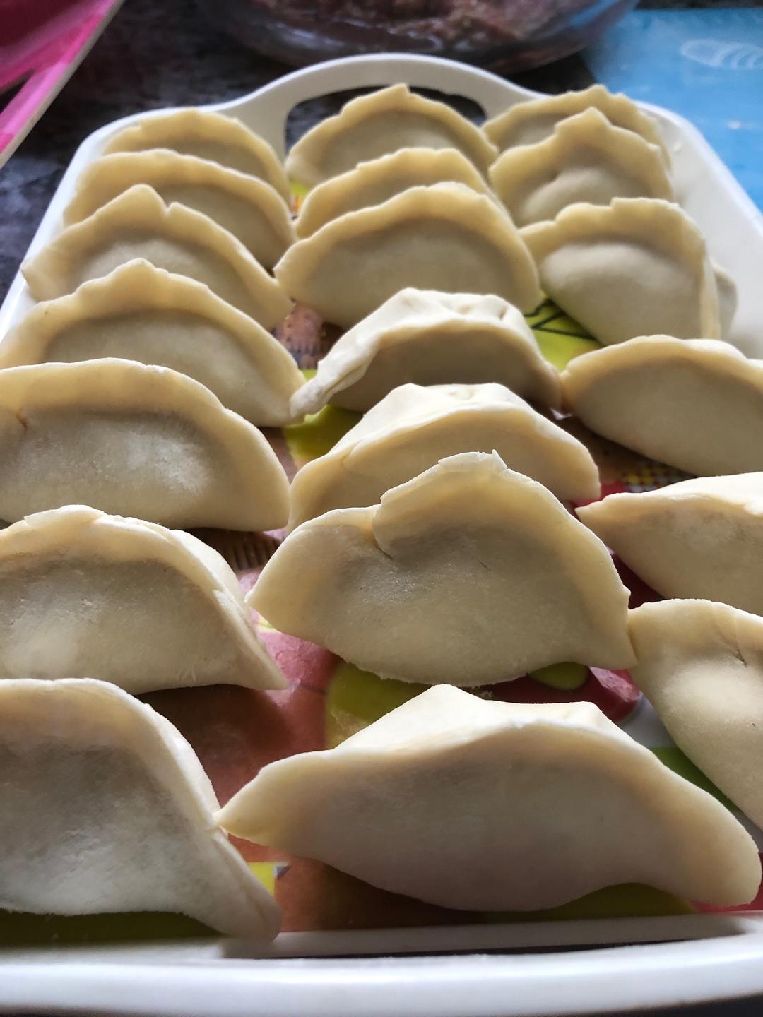 牛肉玉米粒水饺的做法